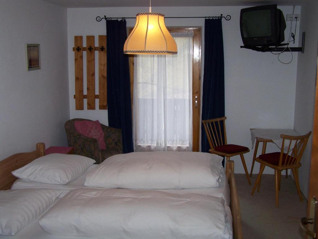 Pension Holzknechthof Am See نيوستيف ام ستوبيتا الغرفة الصورة